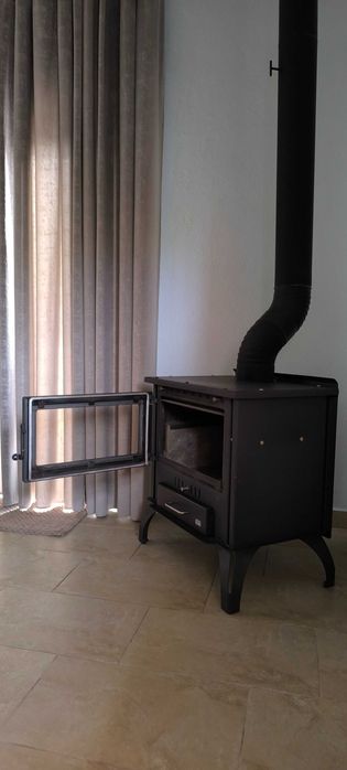 Salamandra  marca aipis, com pouco uso