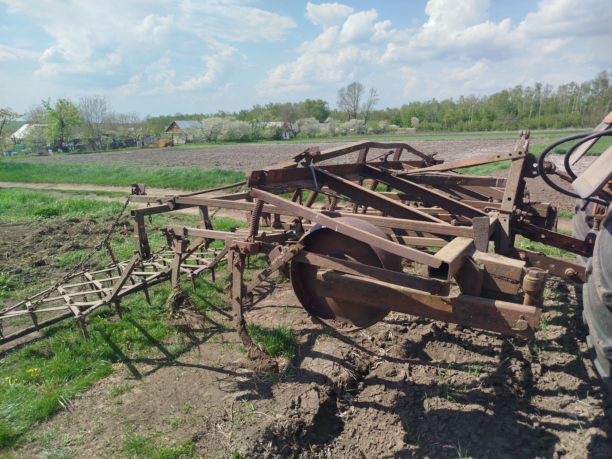 Продам культиватора перероблений з причіпного на навісне