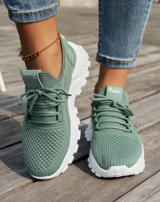 Buty damskie sportowe siateczka zielone białe lekkie 39