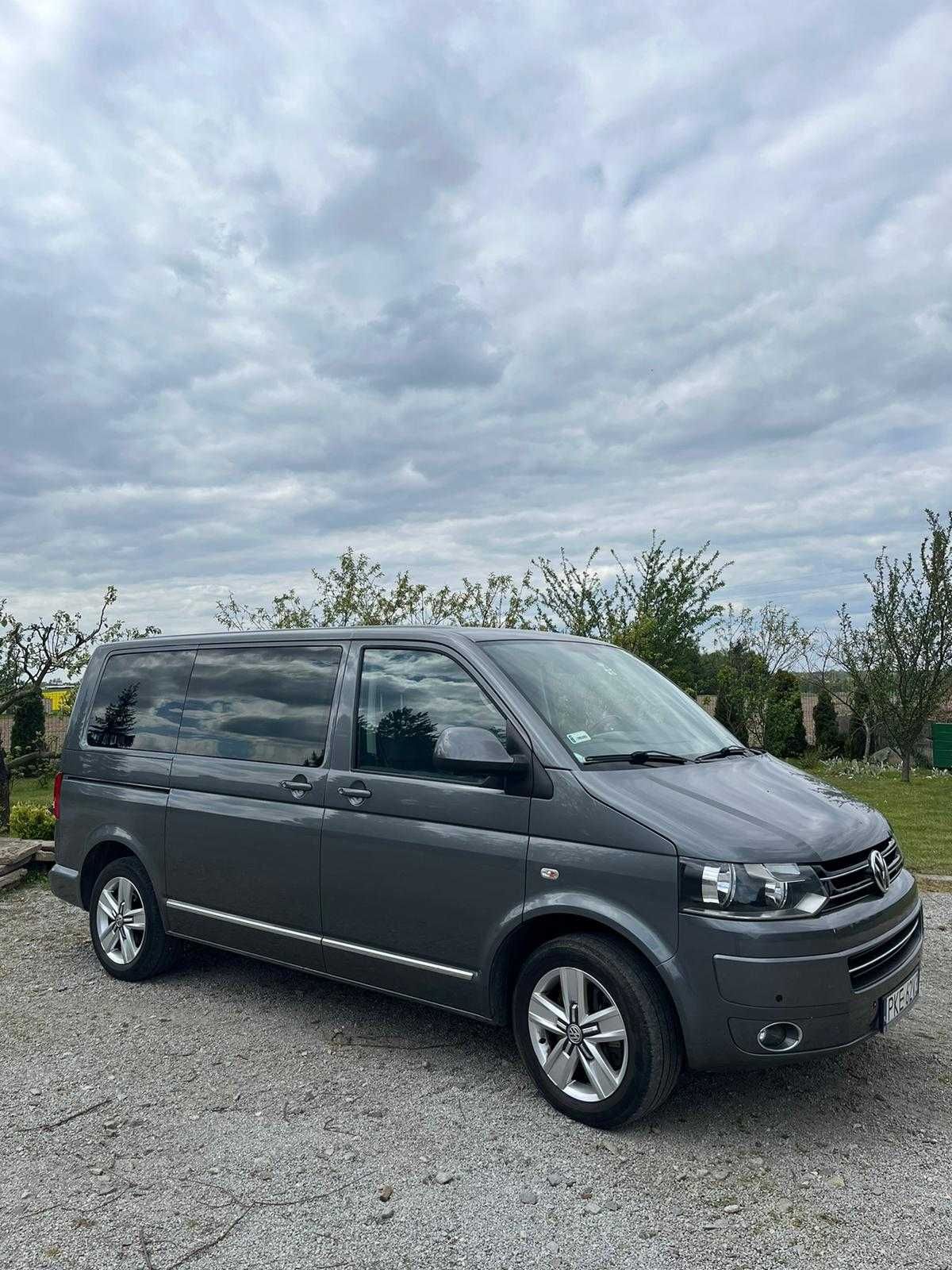 VW Multivan DSG 2011 r