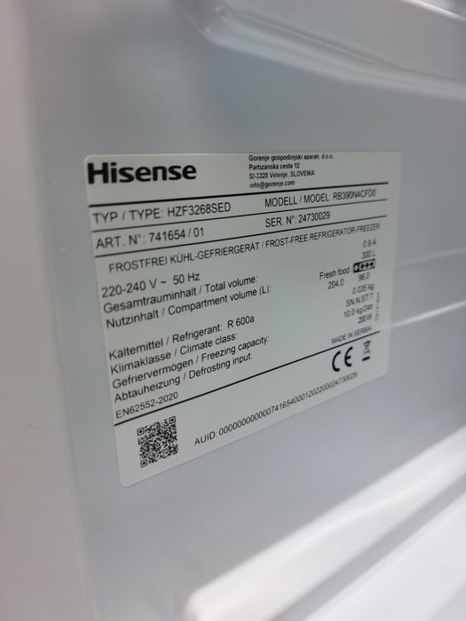 Холодильник Hisense noFrost висота 1.84 см. 3 шуфляди на морозильна к