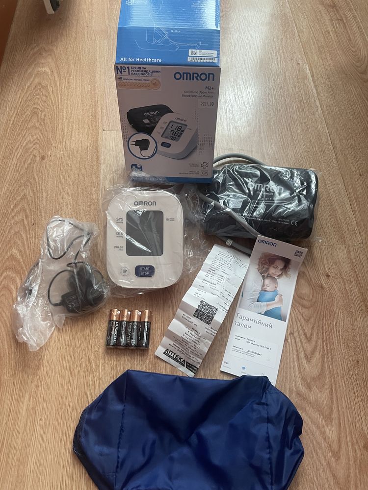 Тонометр/тискомір автоматичний omron із зарядним