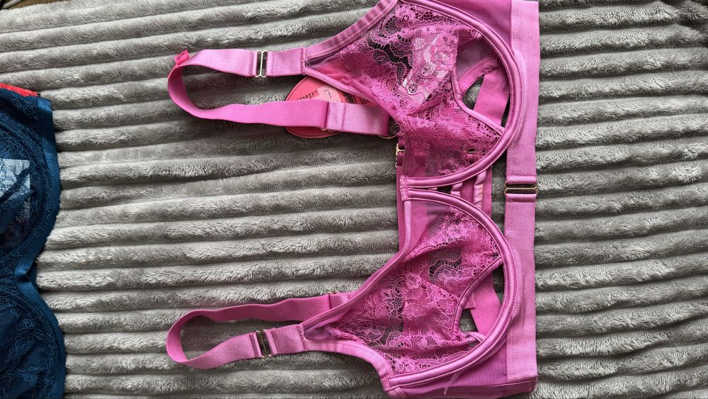 Hunkemoller оптом (мішком )21.9Кг 325 одиниць)