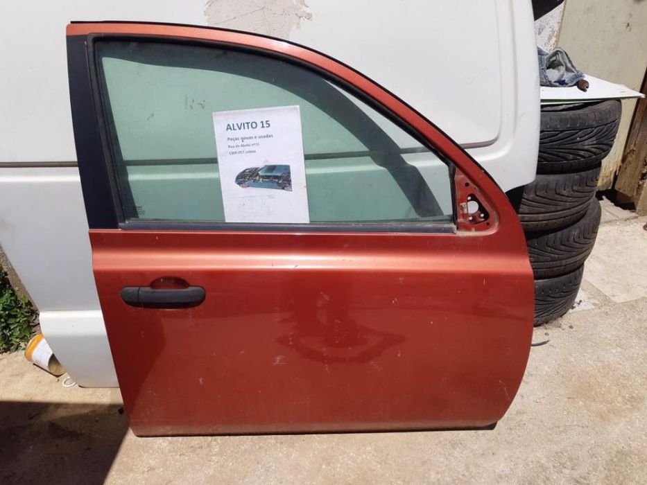 porta frente direita Nissan Micra 2008
