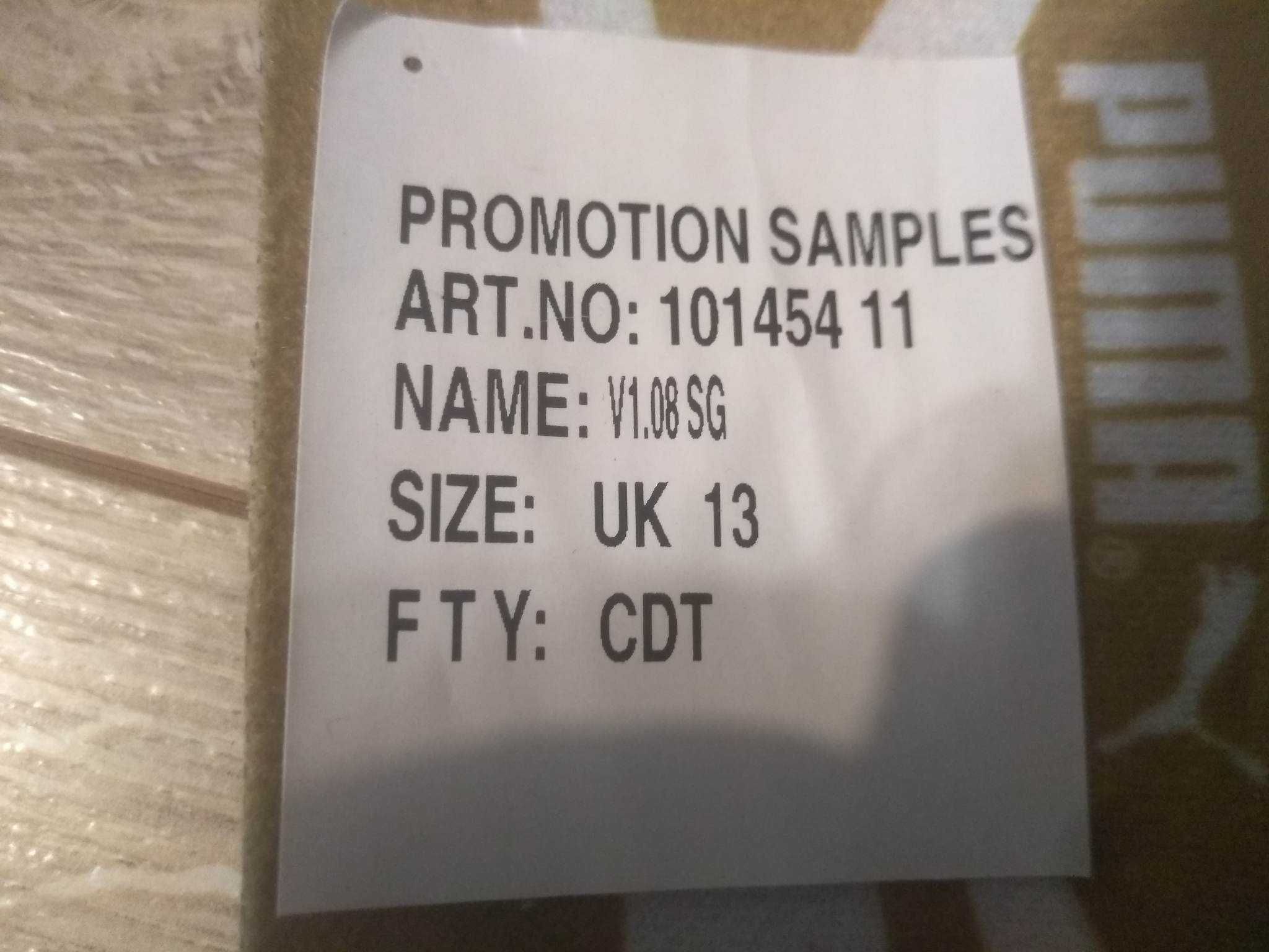 Puma V1.08 unikat Rare sample size UK13 buty piłkarskie
