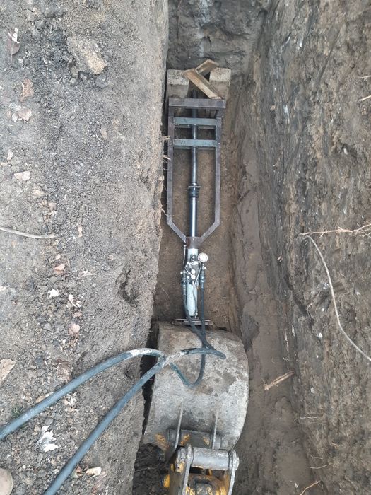 Прокол грунта / Безтраншейная прокладка коммуникаций.