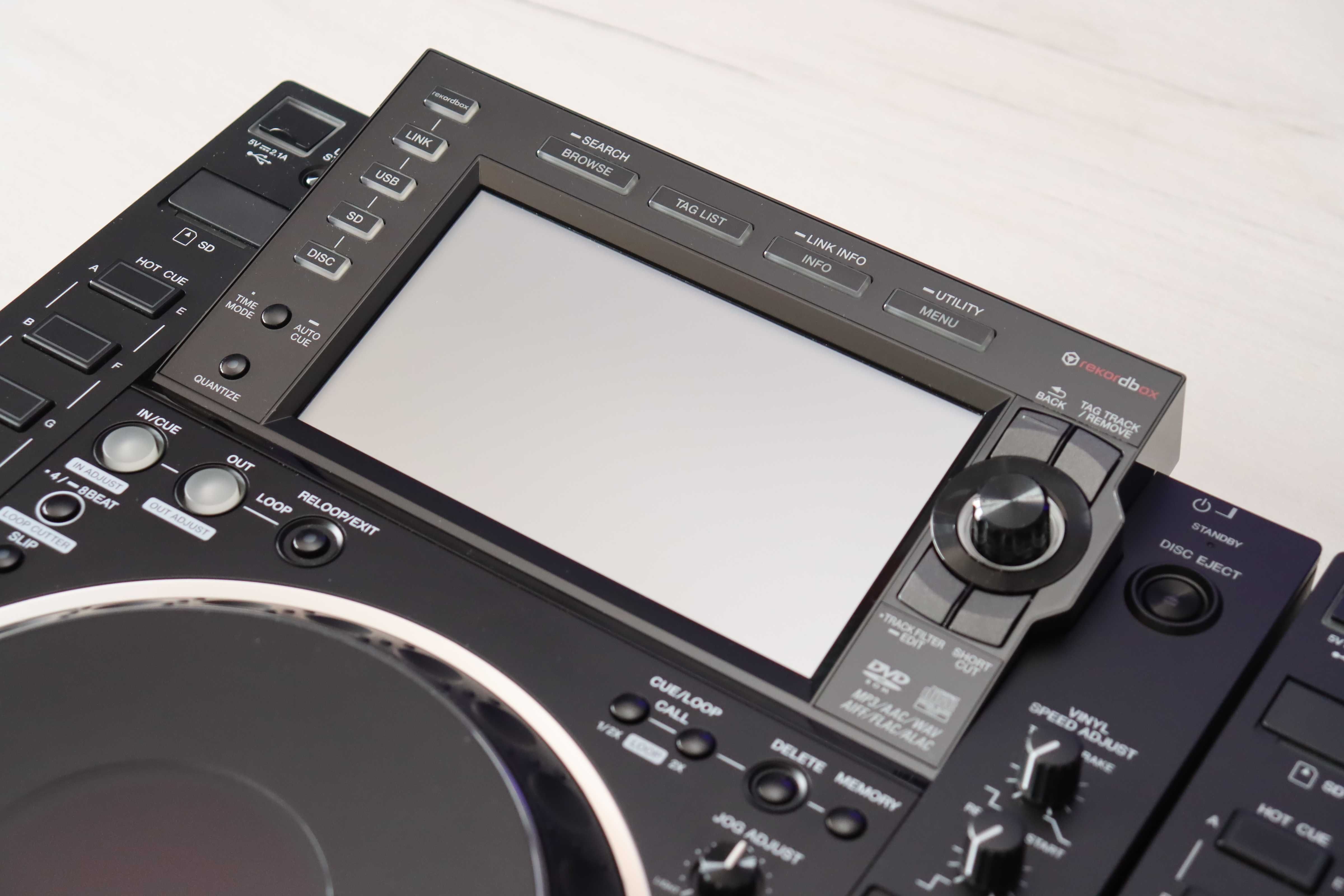 2 x Pioneer CDJ 2000 nexus 2 Jak Nowe Gwarancja