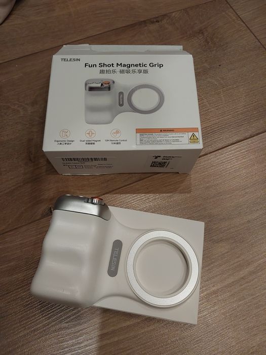 Magnetyczny uchwyt do telefonu marki Telesim