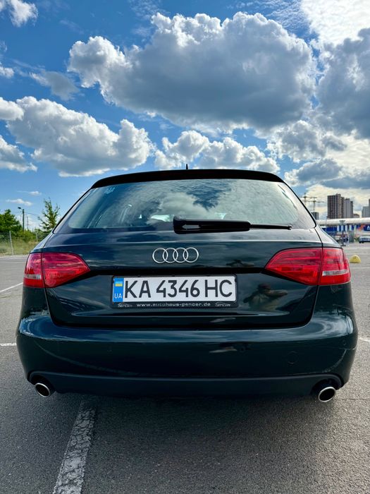 Audi a4 у кузові b8