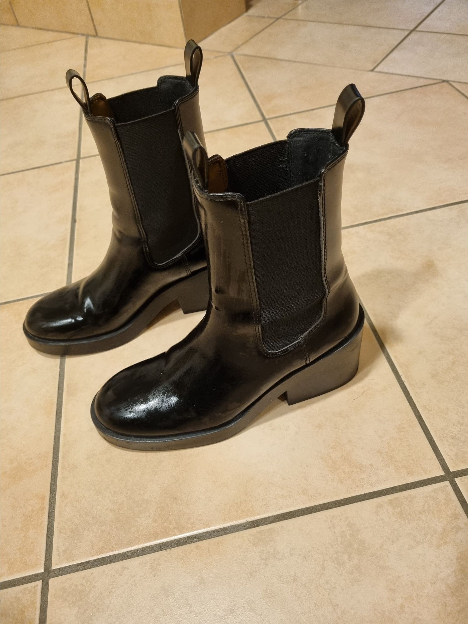 Vendo botas de senhora