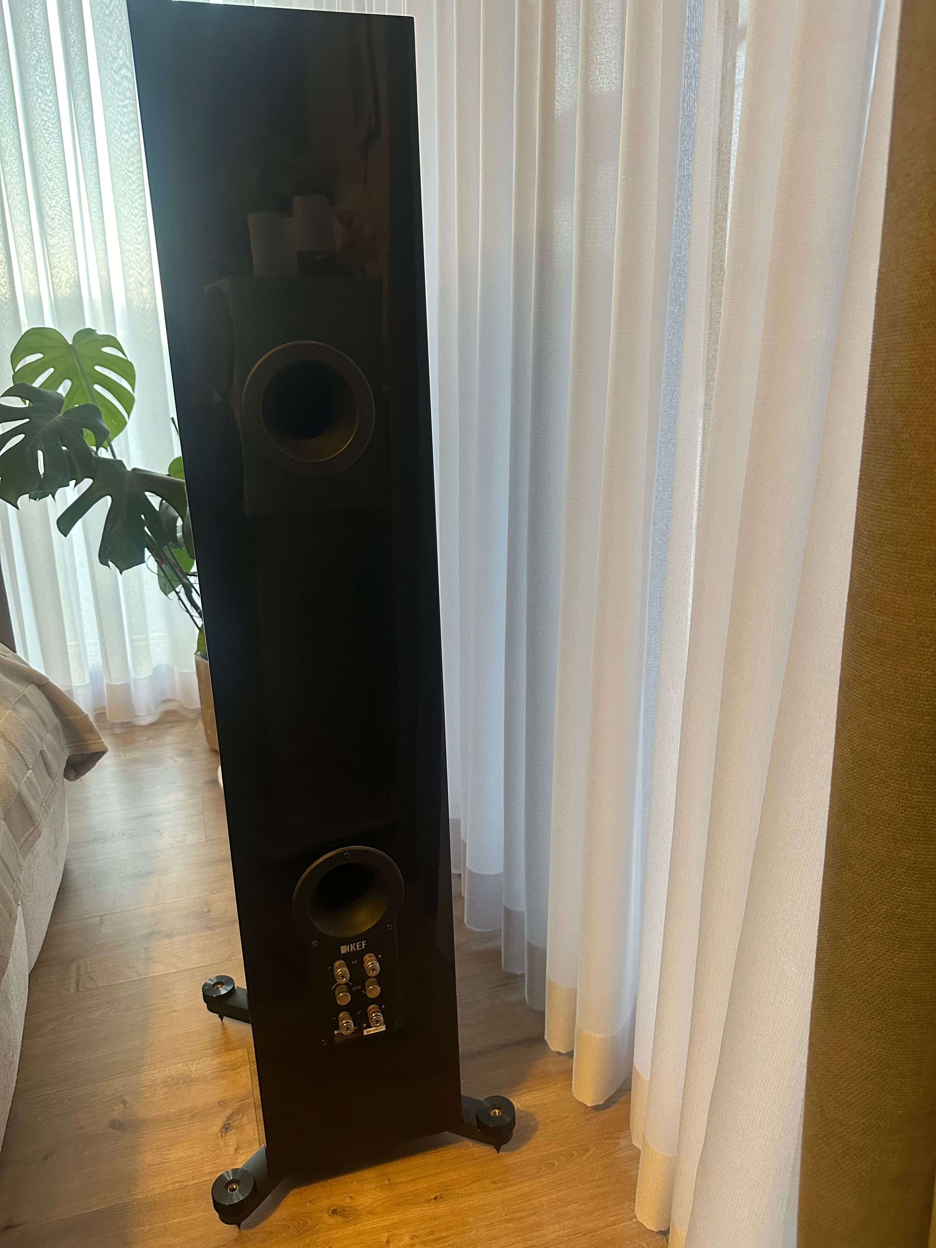 Kolumny KEF R700 piano black plus kable melodika 2x3m. !!!