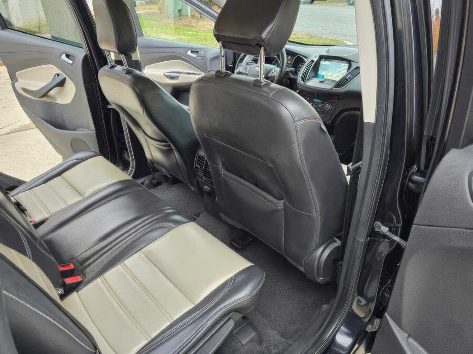 Ford Escape SEL      2019