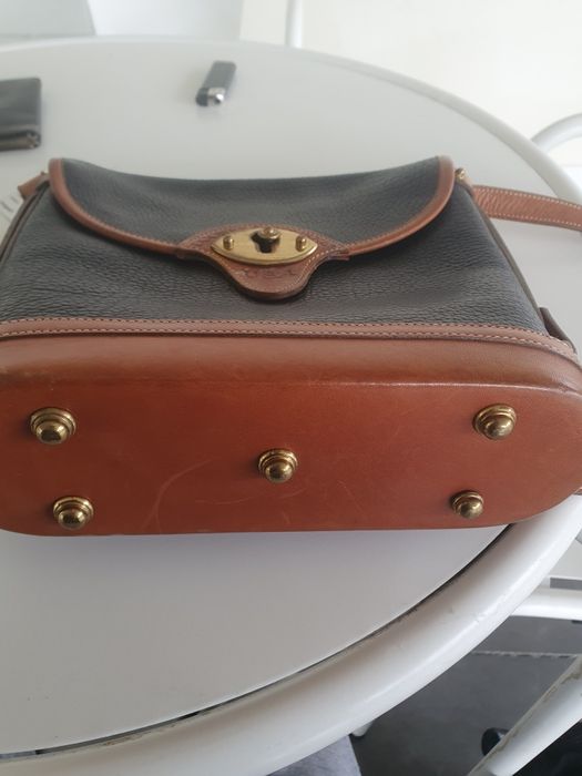 Mala em couro em optimas condições