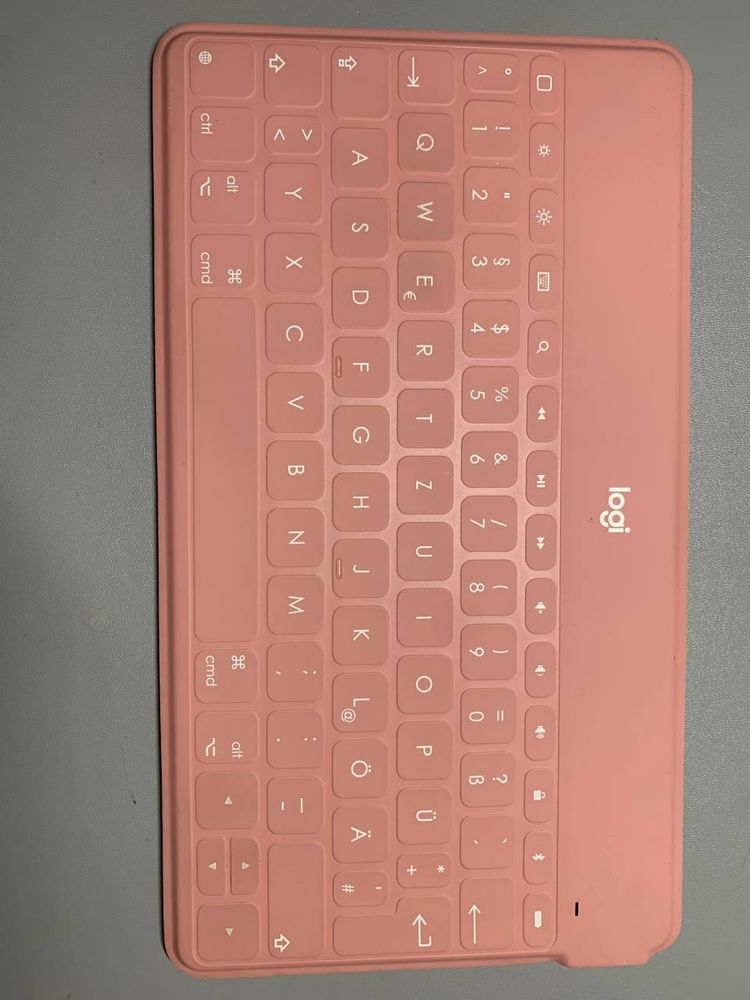 Клавіатура Logitech