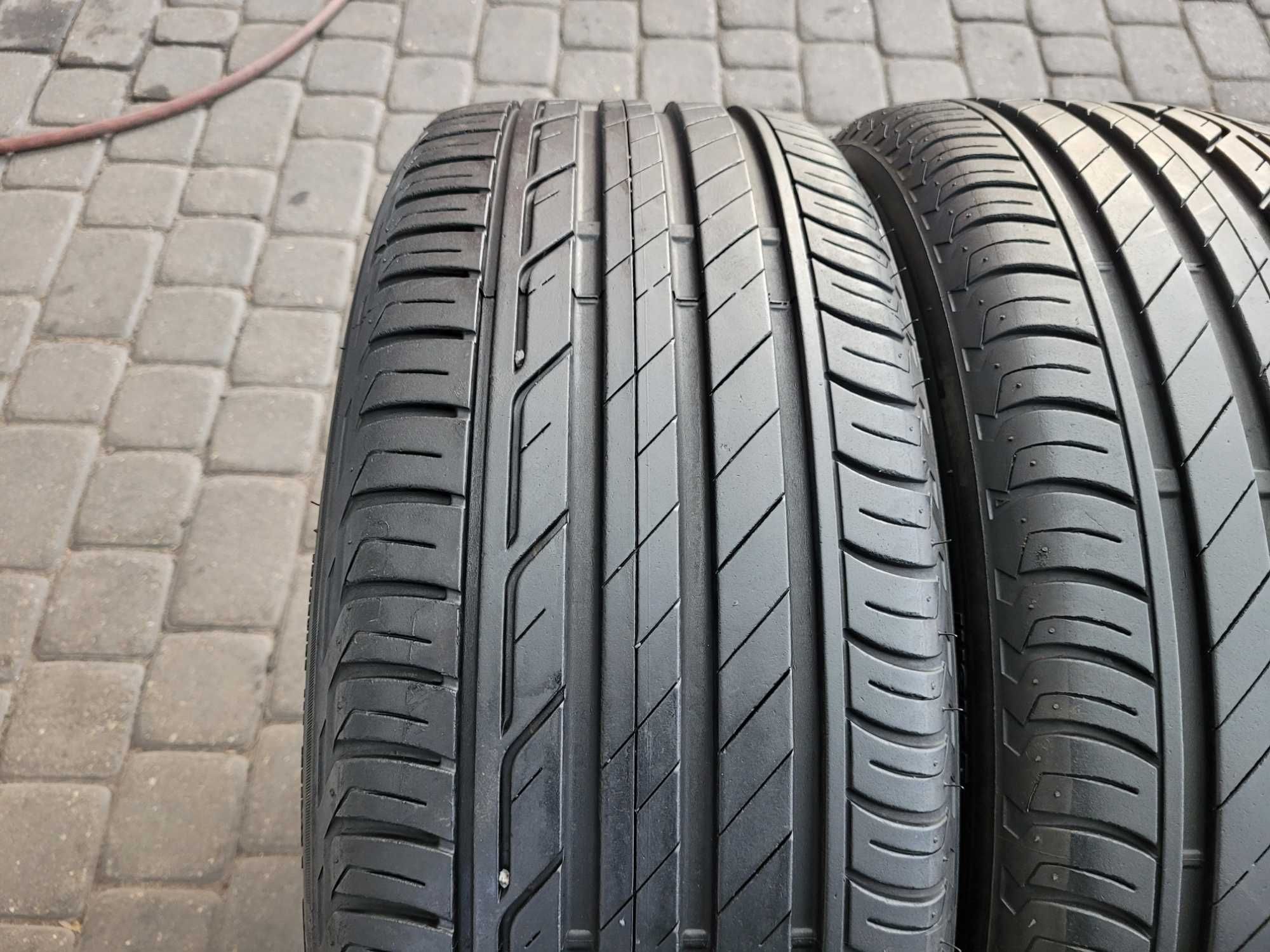 215 / 50  R 18  Bridgestone     Lato /Komplet