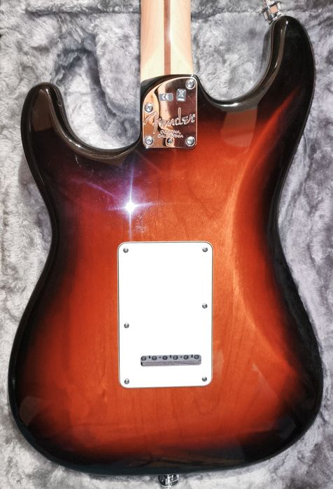 Gitara elektryczna Fender Stratocaster Deluxe USA