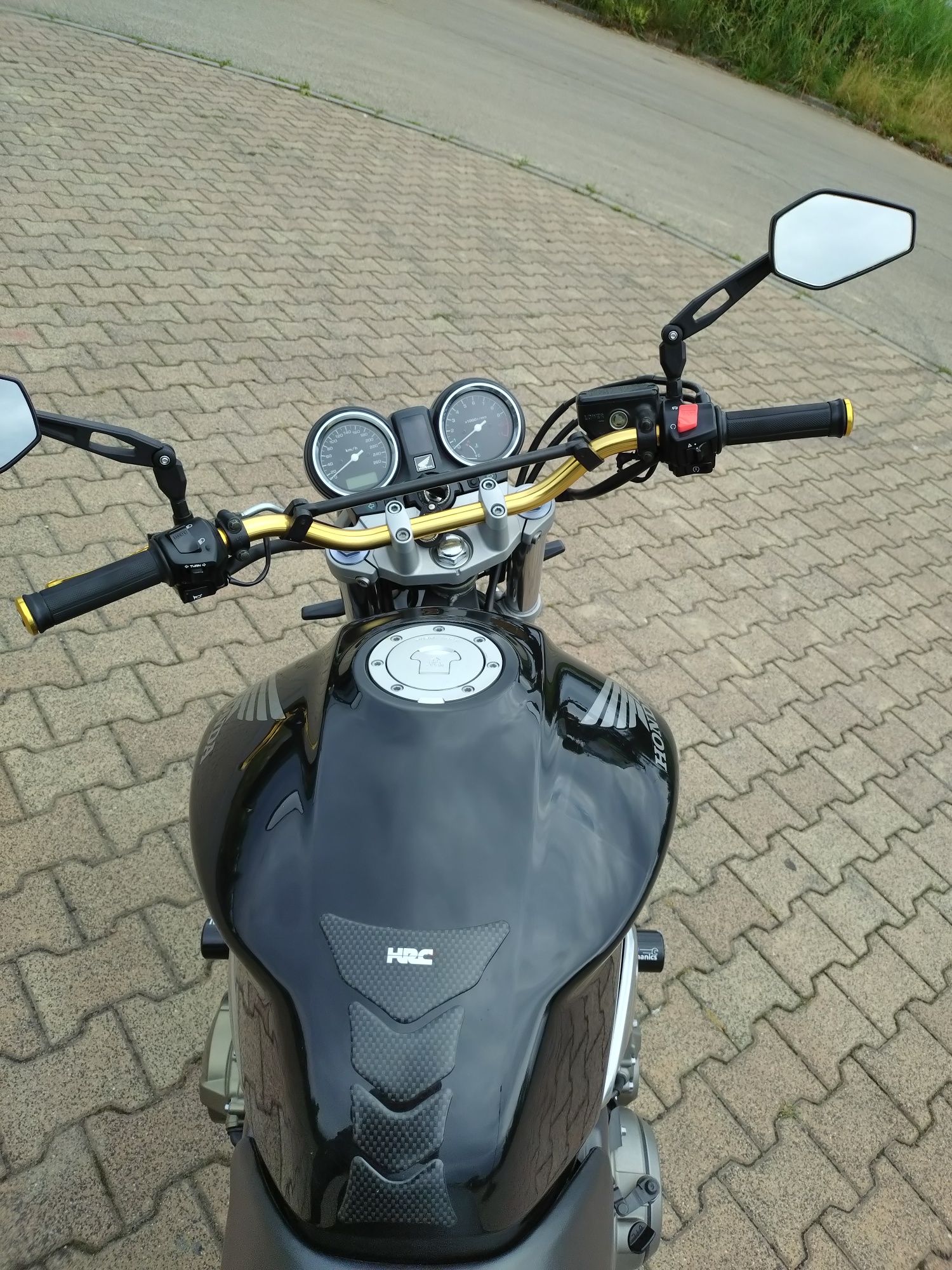 Honda hornet 900 cb900f