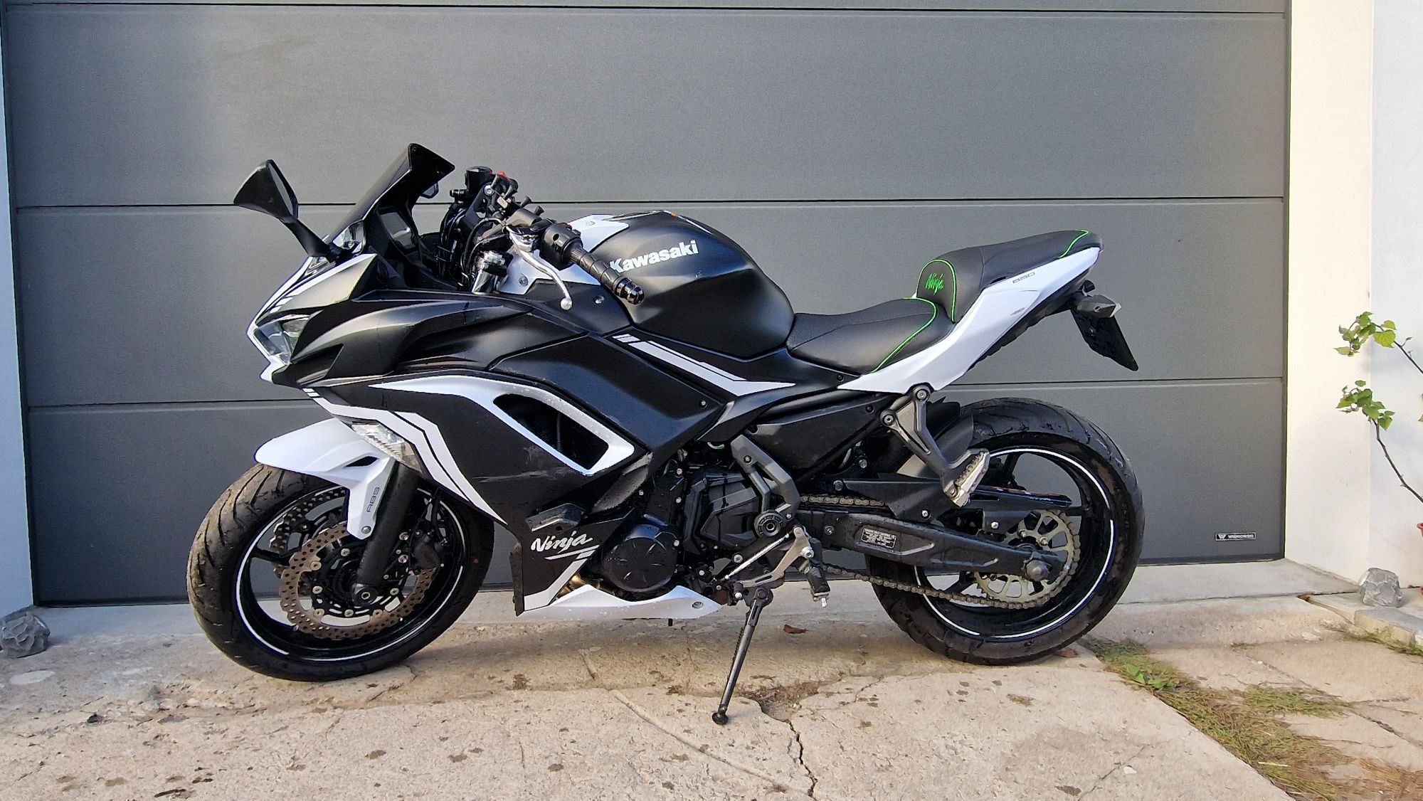 Kawasaki Ninja 650 A2