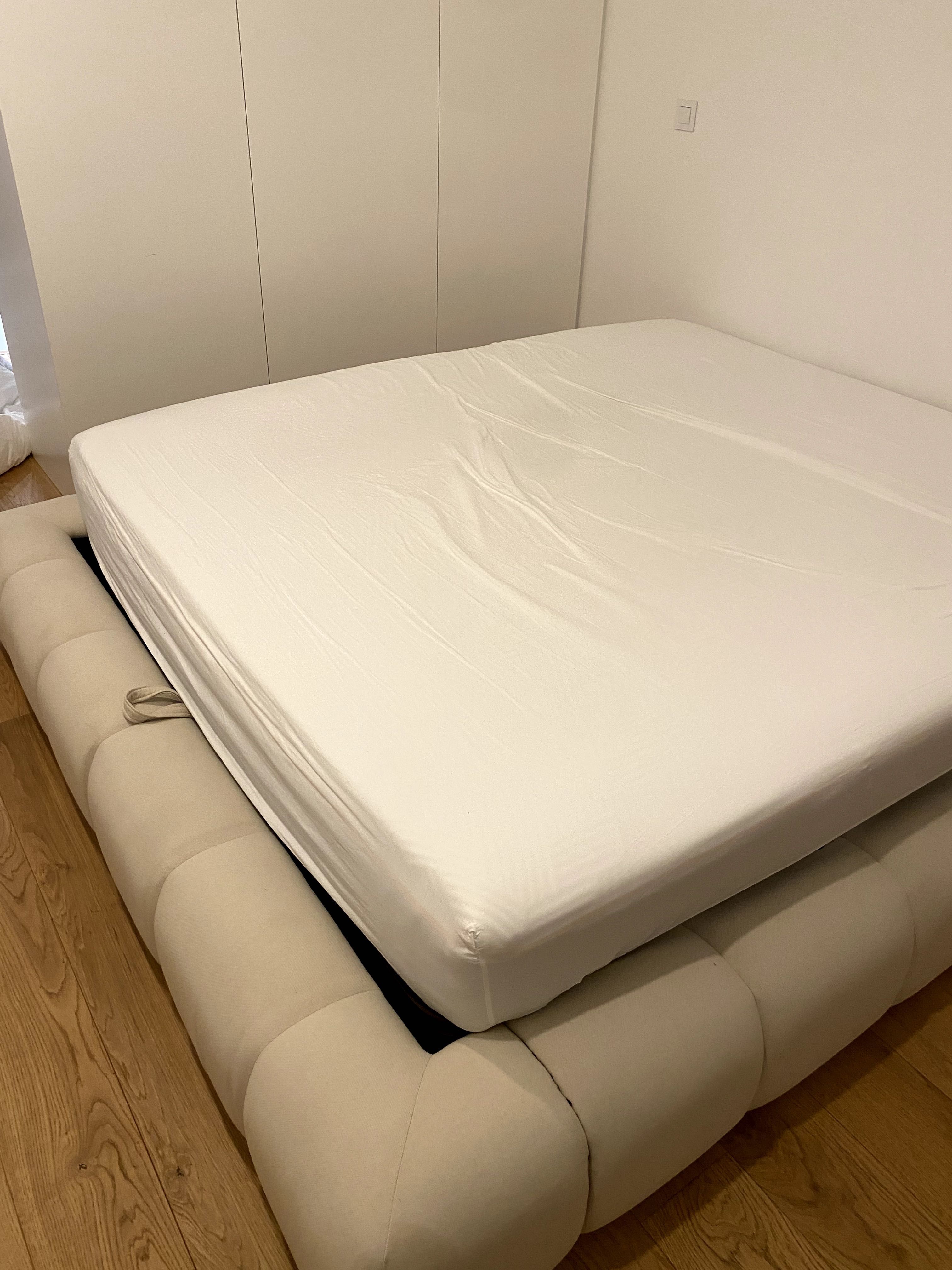 Cama tipo Sommier Acolchoado Cinzento 180x200