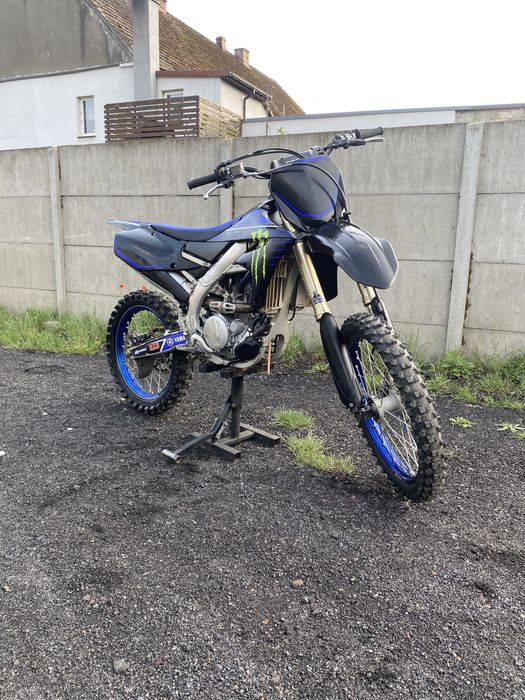 Yamaha YZF 250 + Film z remontu