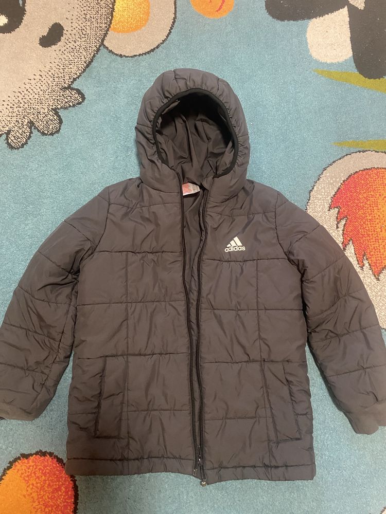 Куртка дитяча adidas 9-10років.