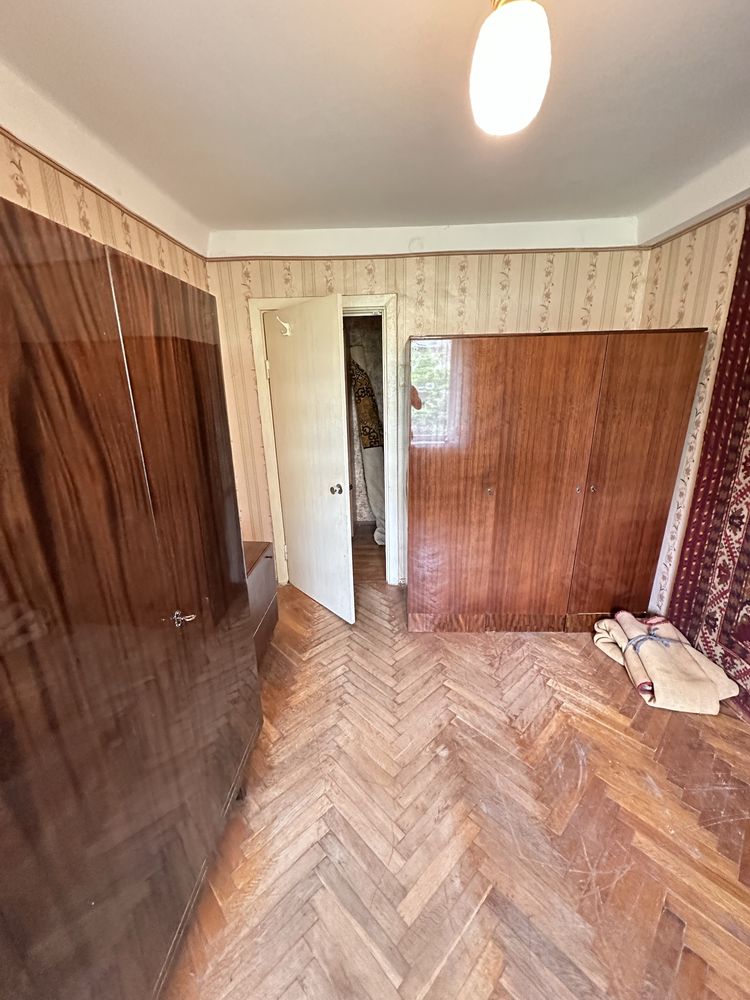 Продам 3к квартиру в Києві. Вул. Кавказька 9. Центральна частина міста