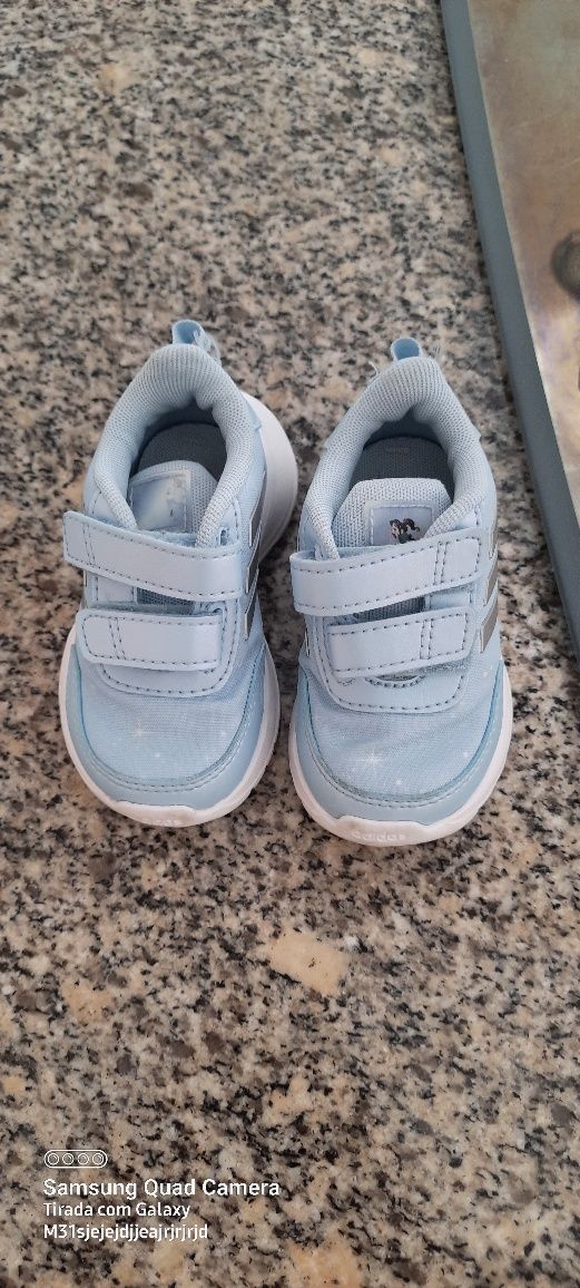 Ténis adidas bebé azuis 20