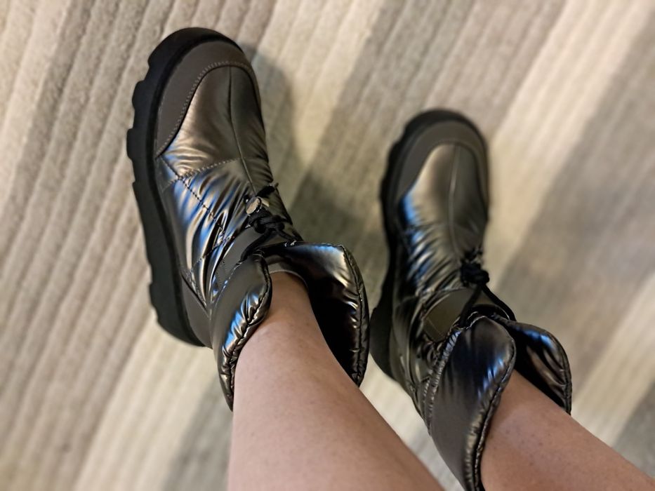 Жіночі чоботи DeeZee 39р, зимові
В чудовому стані - взува