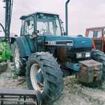 Ciągnik rolniczy Ford new Holland 8240, 93 r, 110 km