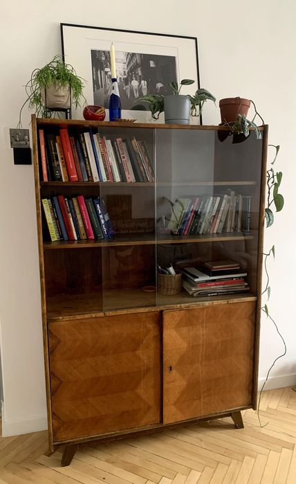 Komoda z witryną biblioteczka Bydgoskie Fabryki Mebli – lata 60./70.