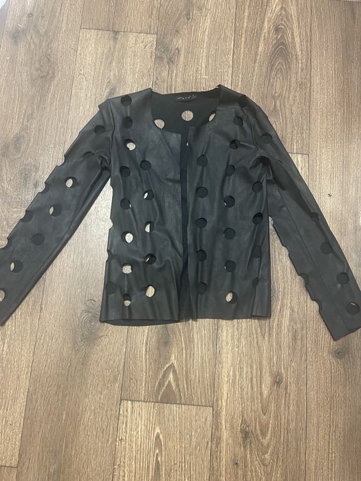 Продам дизайнерский кожаный пиджак! Размер С
