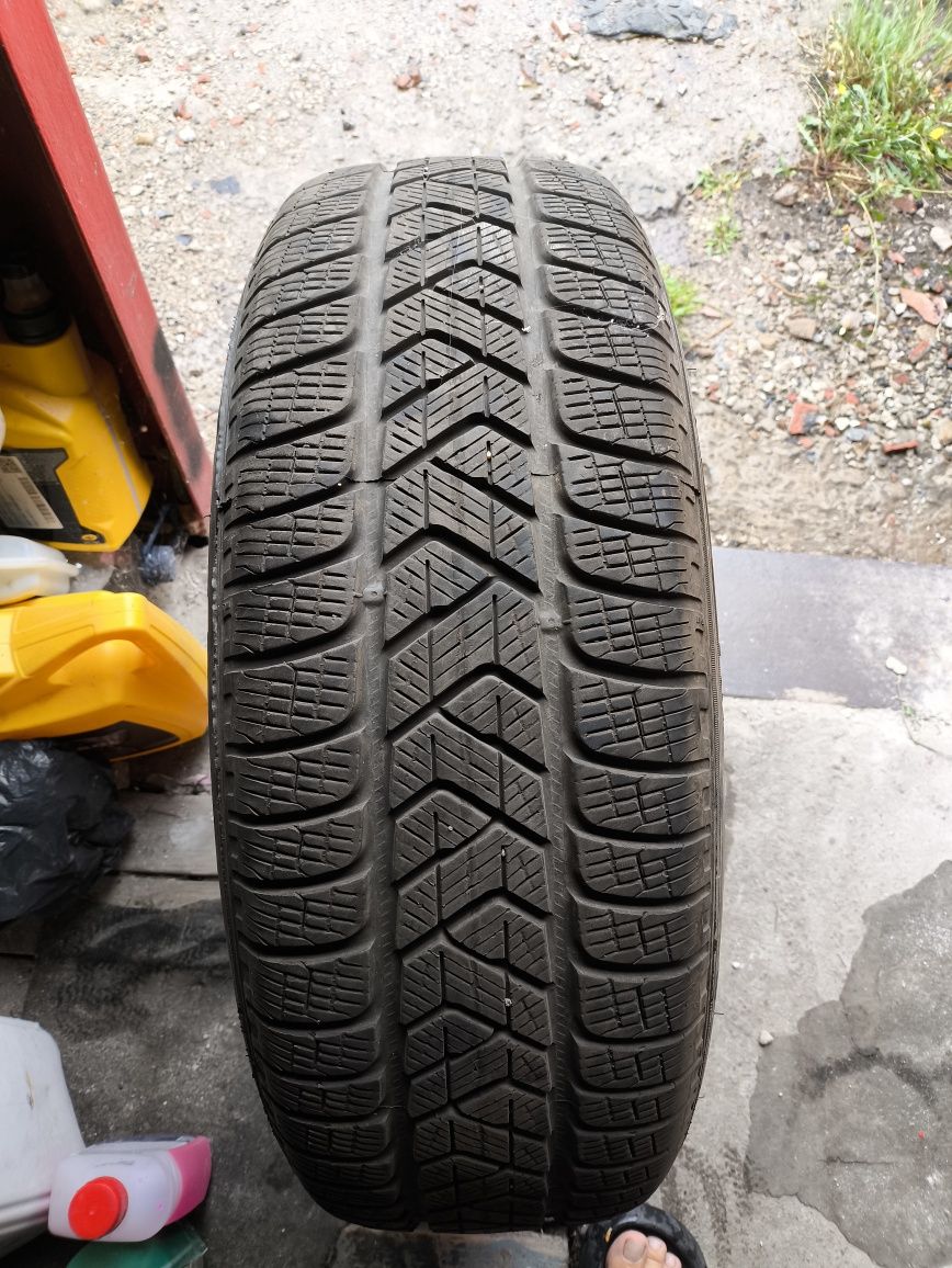 Продам шини зима 225/65r17 хороший стан