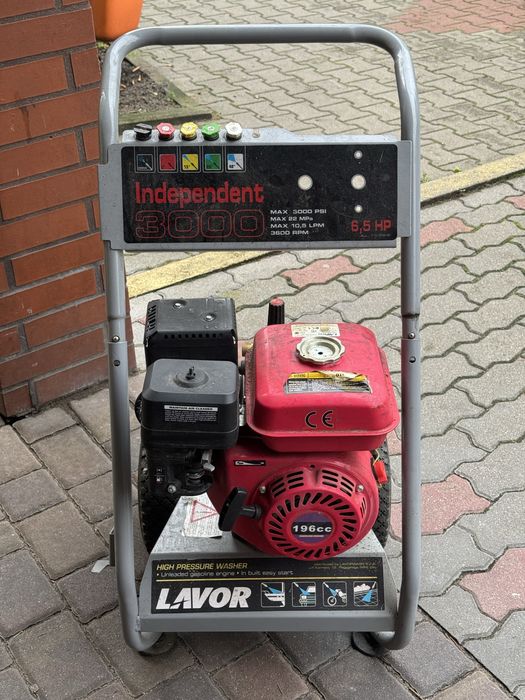 Myjka spalinowa Lavor