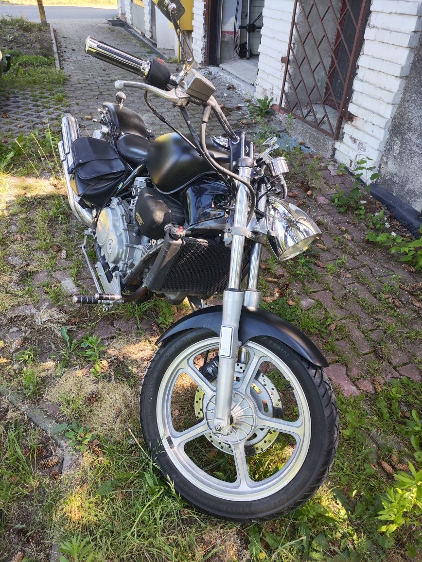 Honda VF750 Custom
