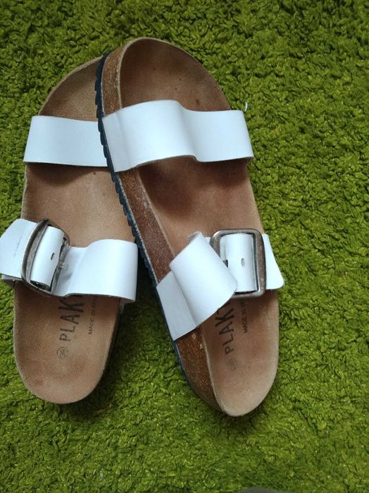 Шкіряні шльопанці 37,5-38 розмір