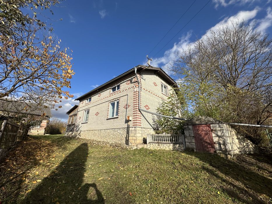 Продається будинок в с. Розношинці (біля м. Збараж) продаж земельна