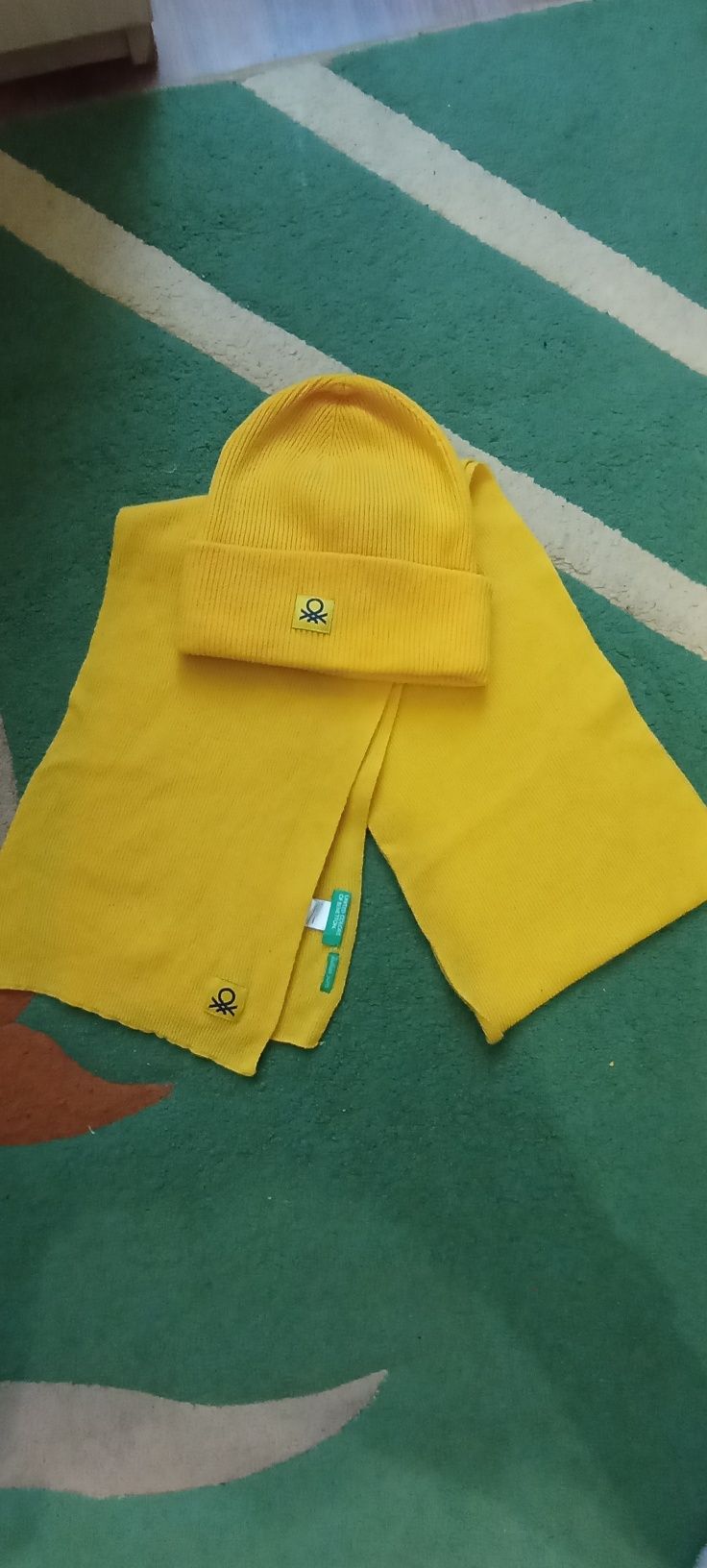 Комплект Benetton шапка шарф