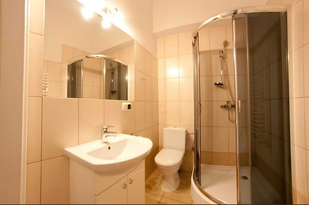 Wynajmę 2 pokojowe mieszkanie na starówce