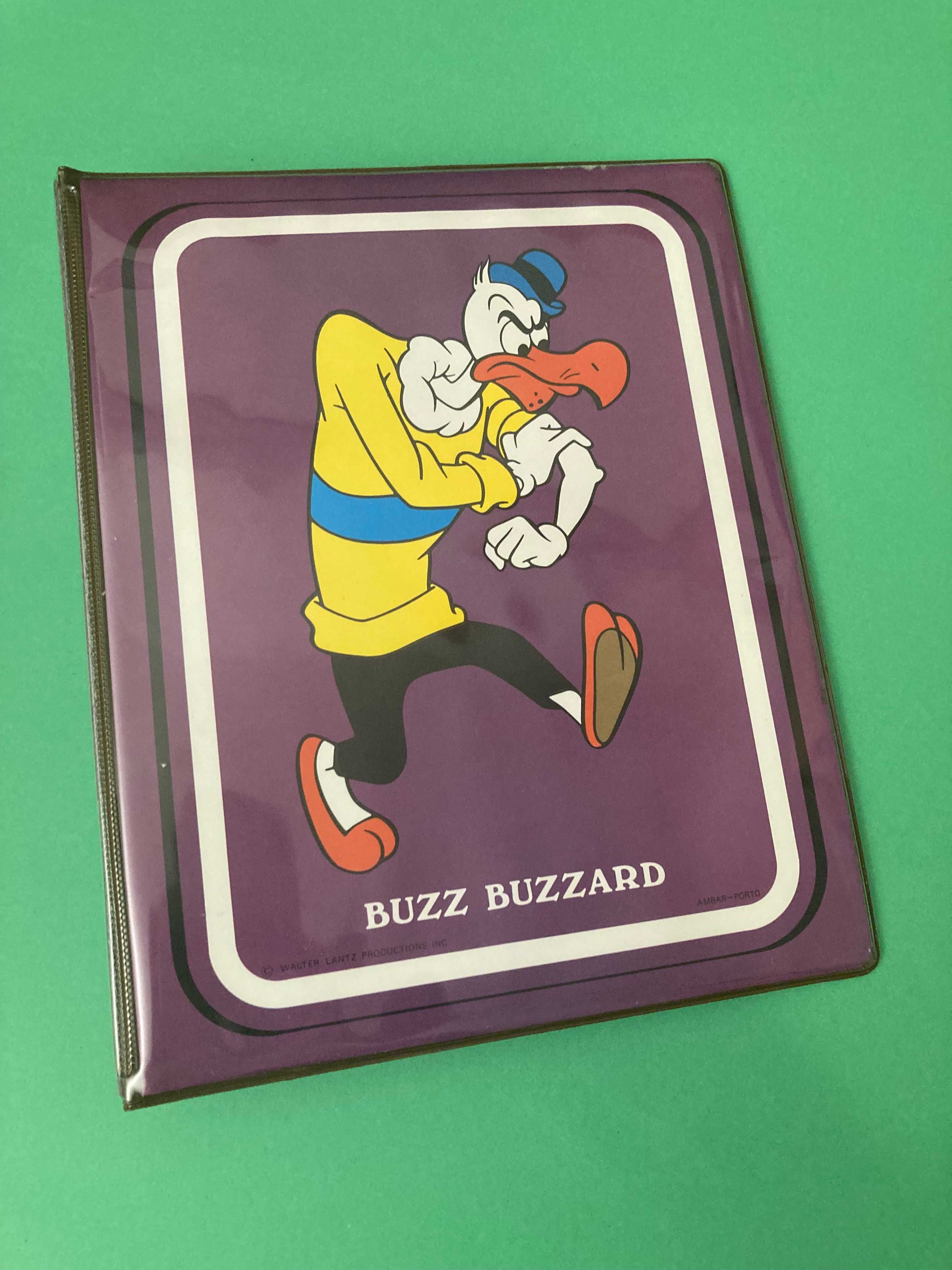 Rara Capa de Argolas Escolar Buzz Buzzard Walter Lantz Anos 70 Ambar