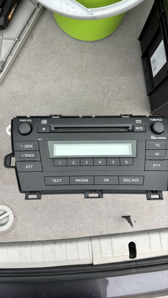 TOYOTA PRIUS III Radio CD oryginał