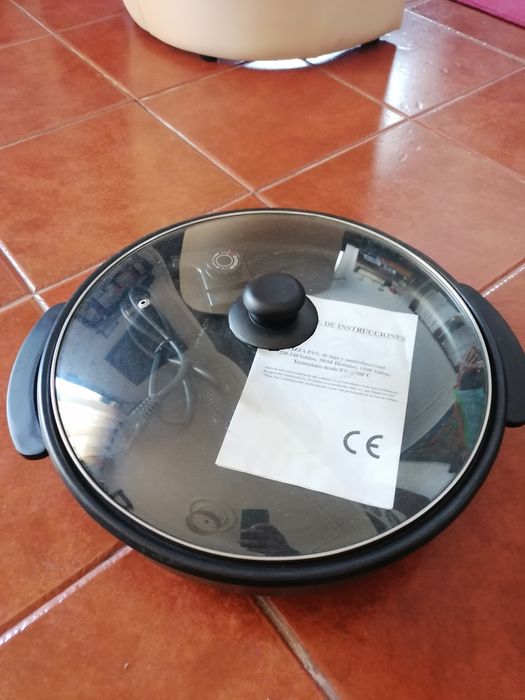 Vendo panela elétrica para fazer pizzas