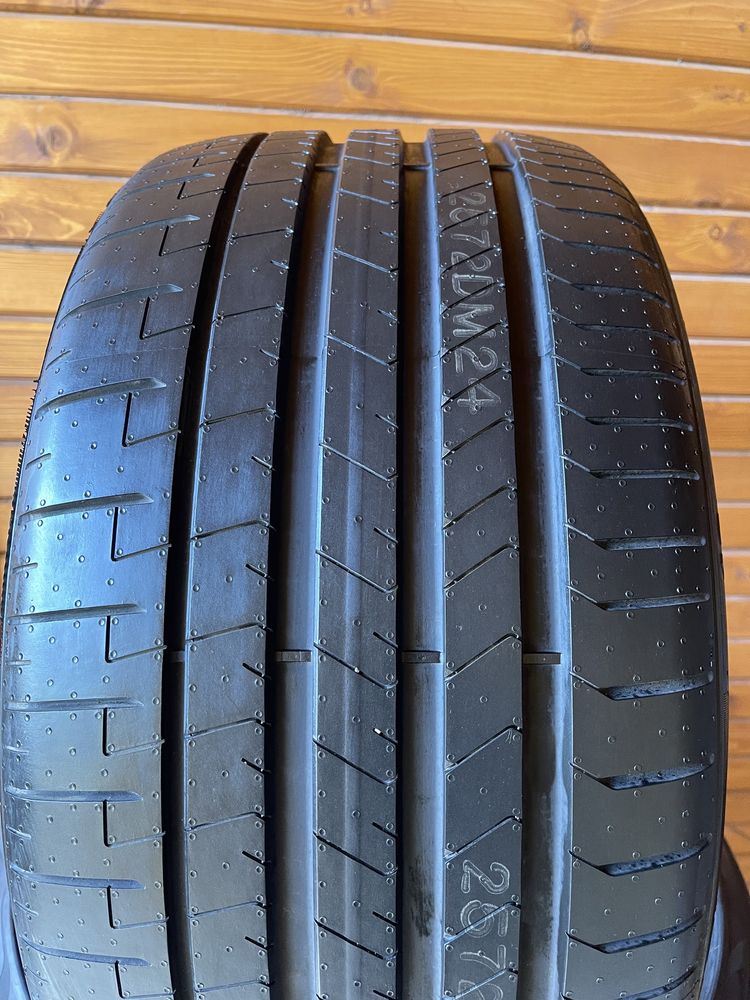 285/30/22. AUDI RS6 4k.AUDI RS7 4k. Pirelli p zero r22 NEW