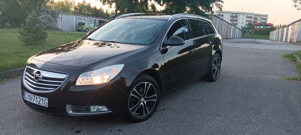 Opel Insignia 1.8 Ben+gaz ,bardzo zadbana.