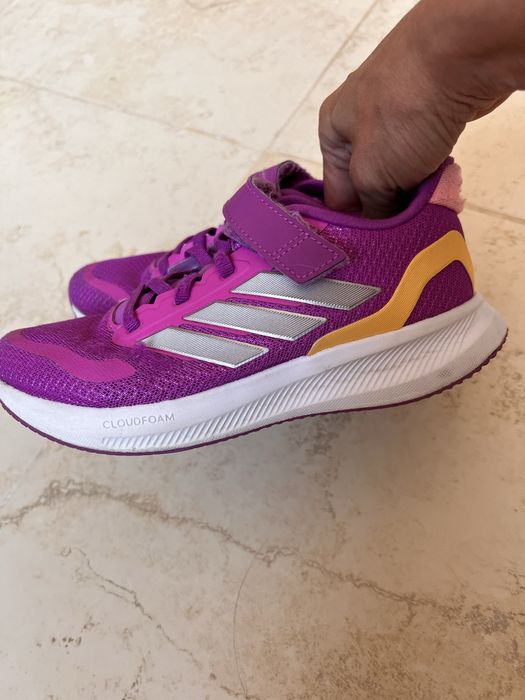 Кросівки для дівчинки Reebok