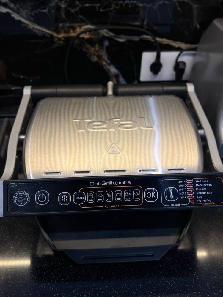 Гриль-барбекю електричний Tefal GC706D34 Optigrill+ Initial
