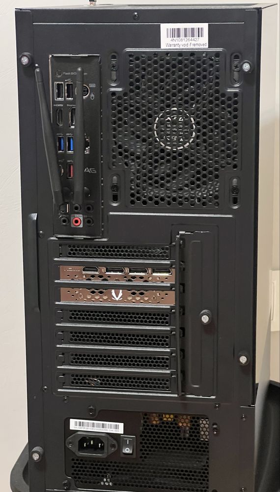 Komputer stacjonarny Ryzen 5 5600/RTX4070/32GB/1TB/650W