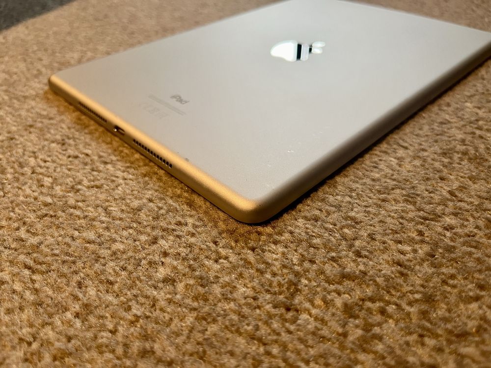Apple iPad 8 generacji 128gb A2270