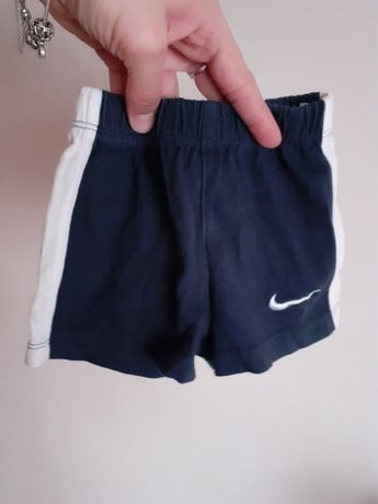 Spodenki shorty Nike dla dziewczynki