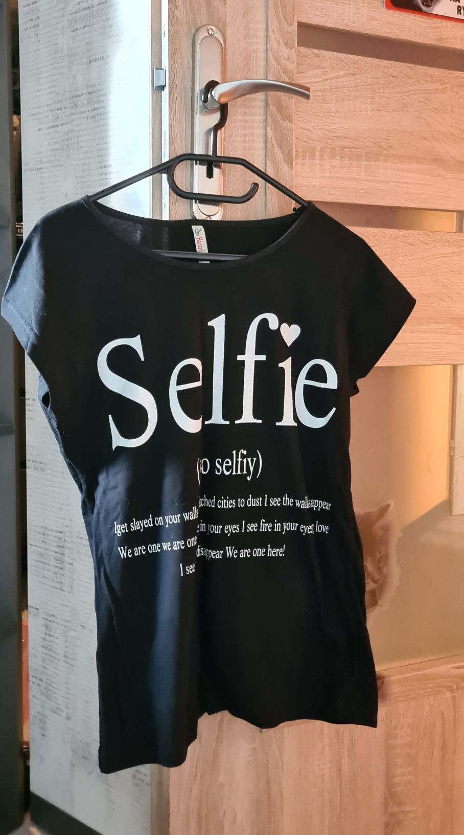 Czarne koszulki M