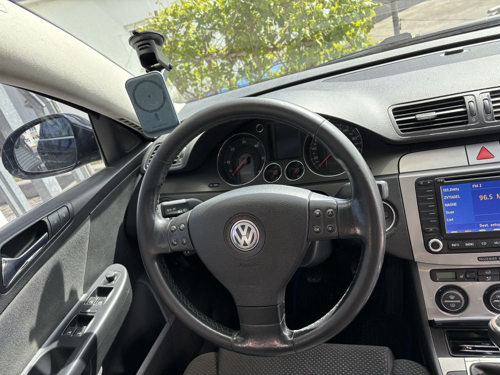 Passat b6 2.0tdi авто 140 кс